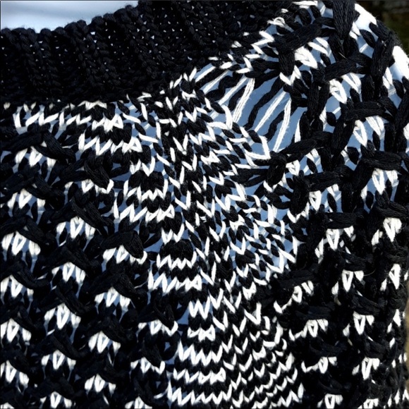 Black & White Knitted Sweater Dress by CK - Picture 6 of 7